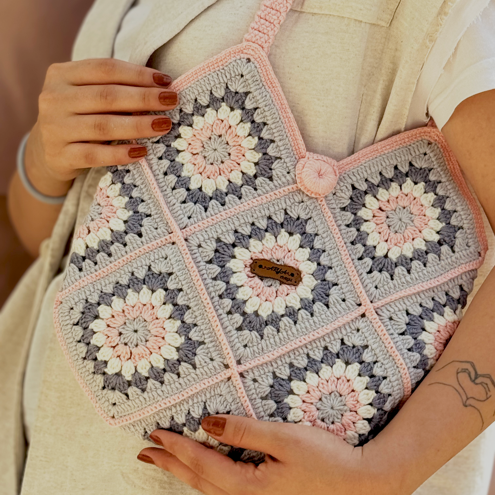 El Yapımı Örgü Granny Square Boho Omuz Çantası