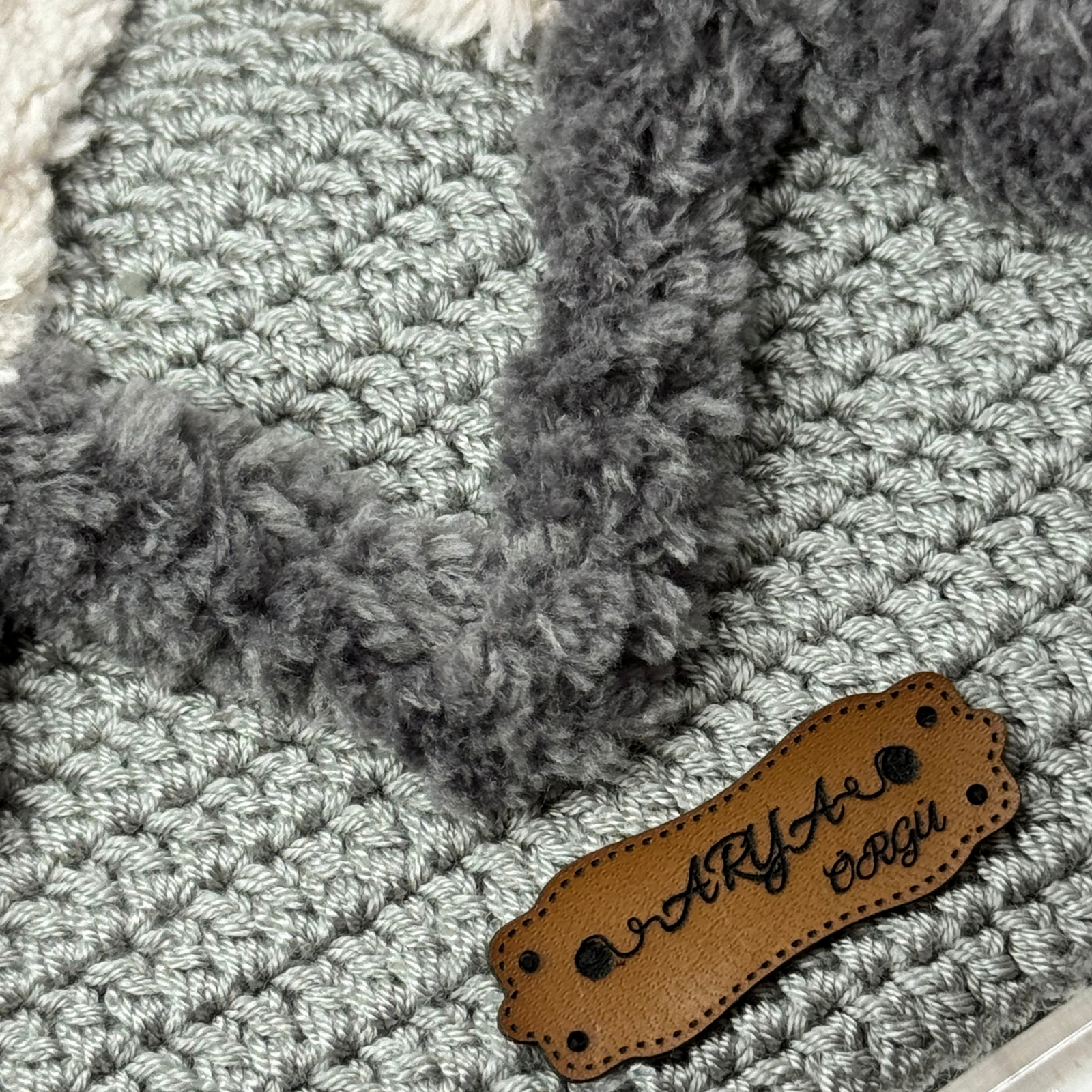 Özel Tasarım Kabartmalı Örgü Omuz Çantası | Deri Saplı El Yapımı Tote Bag