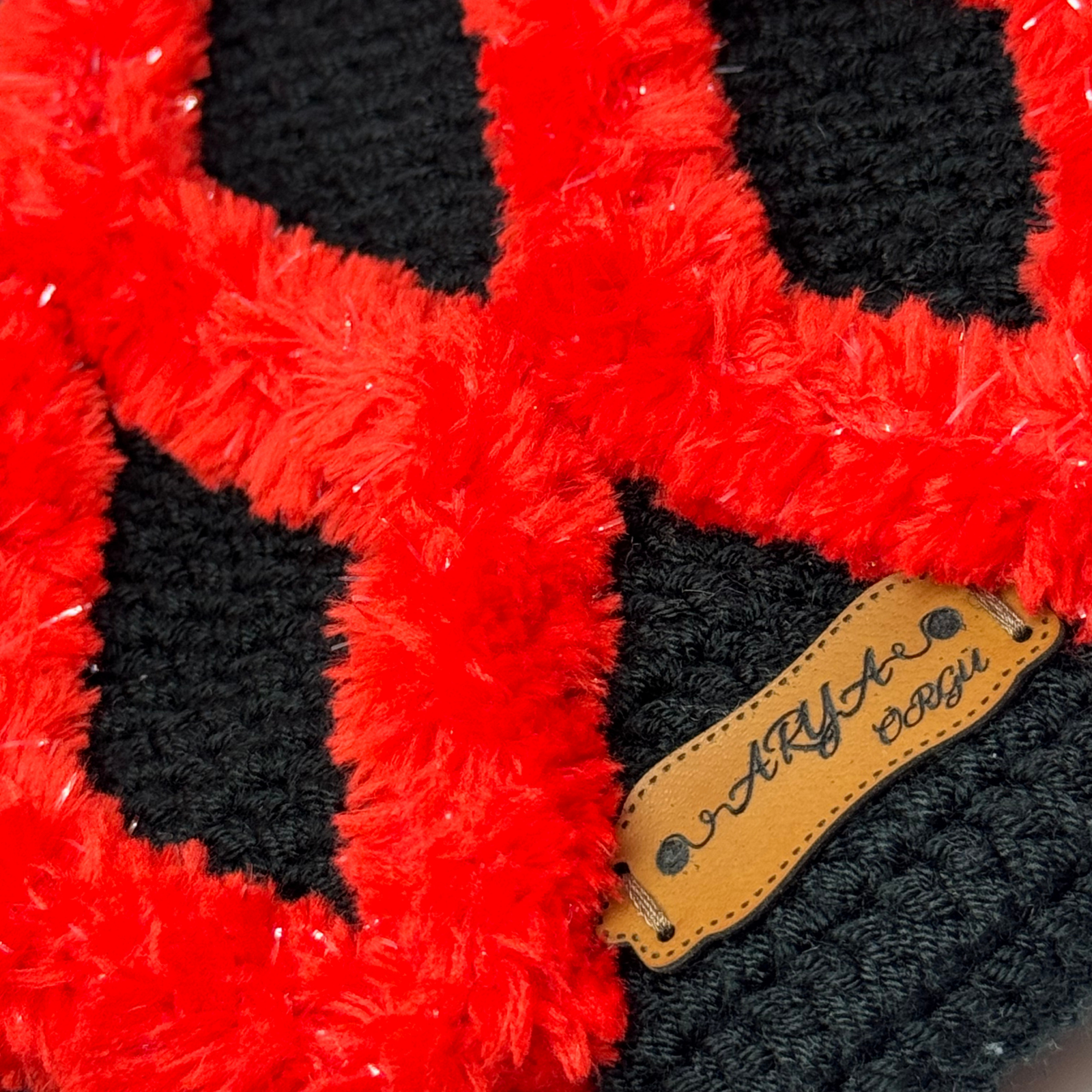 El Yapımı 3D Kabartmalı Dalga Desenli Örgü Portföy & Makyaj Çantası