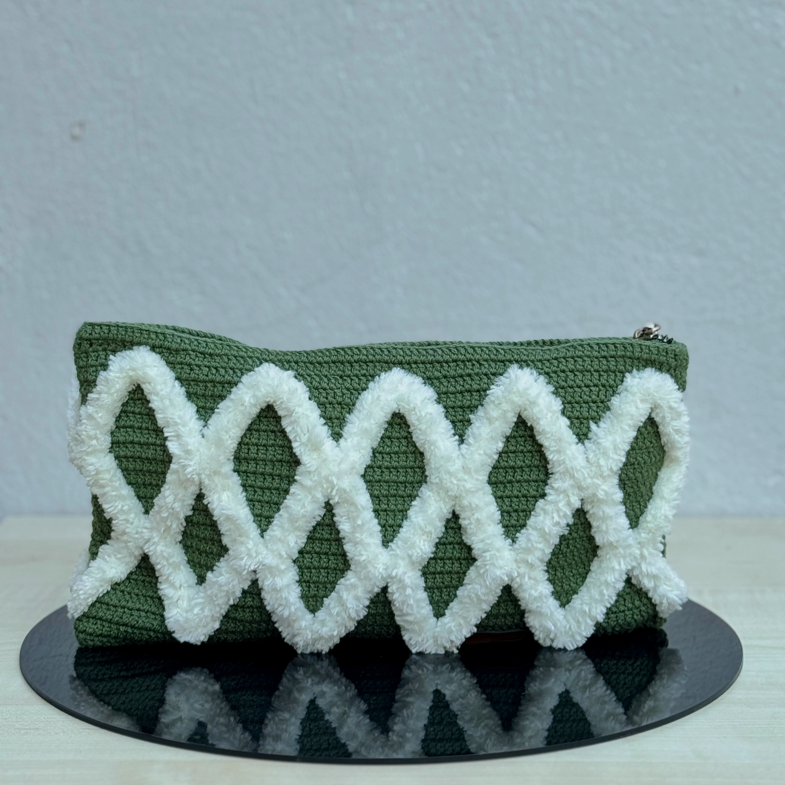 El Yapımı 3D Kabartmalı Dalga Desenli Örgü Portföy & Makyaj Çantası