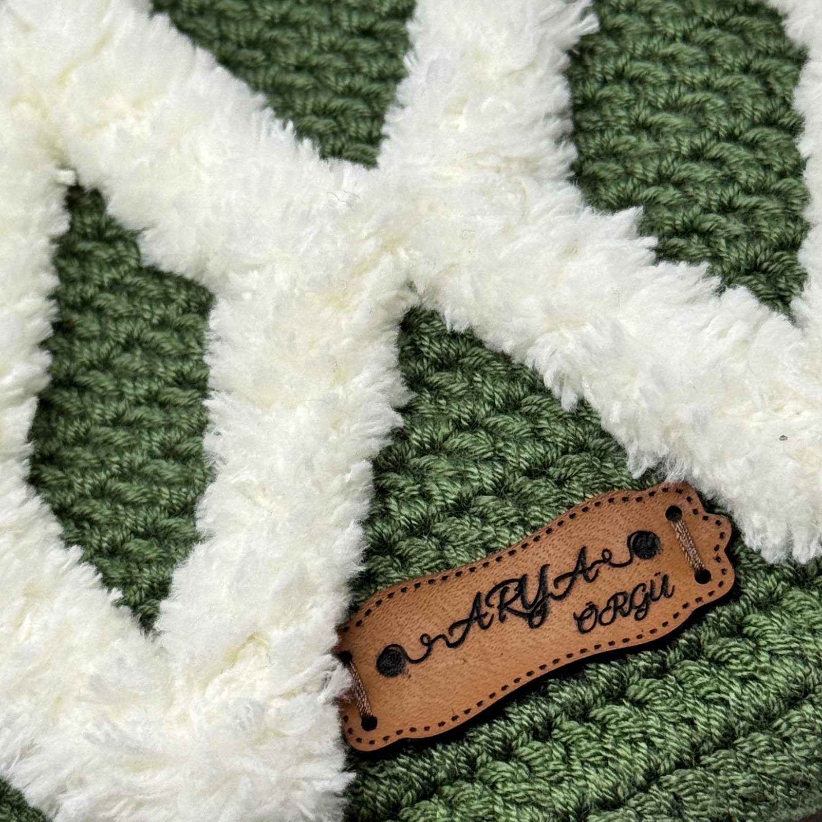 El Yapımı 3D Kabartmalı Dalga Desenli Örgü Portföy & Makyaj Çantası