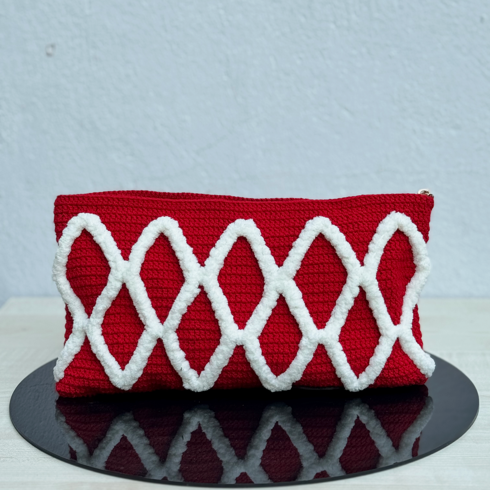 El Yapımı 3D Kabartmalı Dalga Desenli Örgü Portföy & Makyaj Çantası