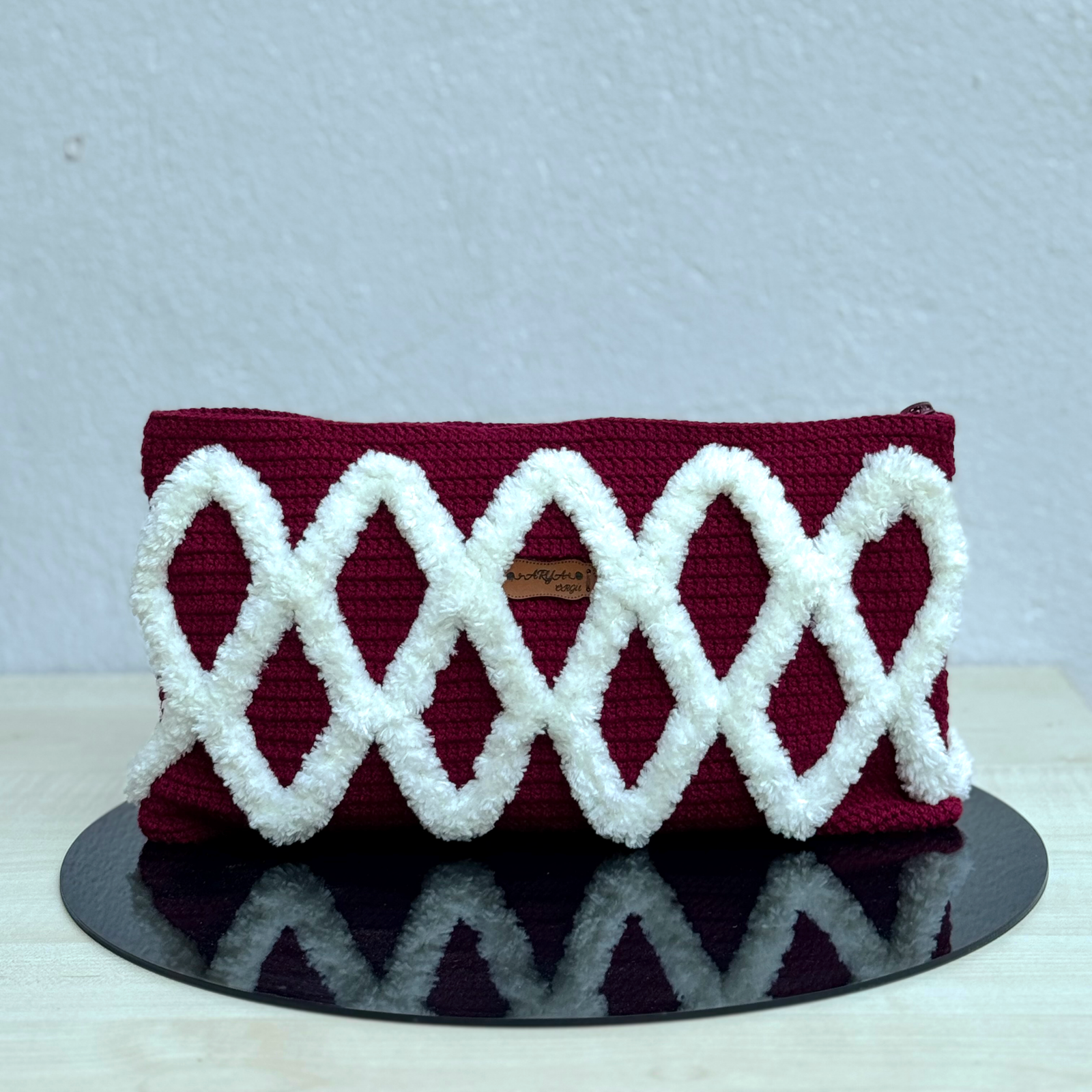 El Yapımı 3D Kabartmalı Dalga Desenli Örgü Portföy & Makyaj Çantası