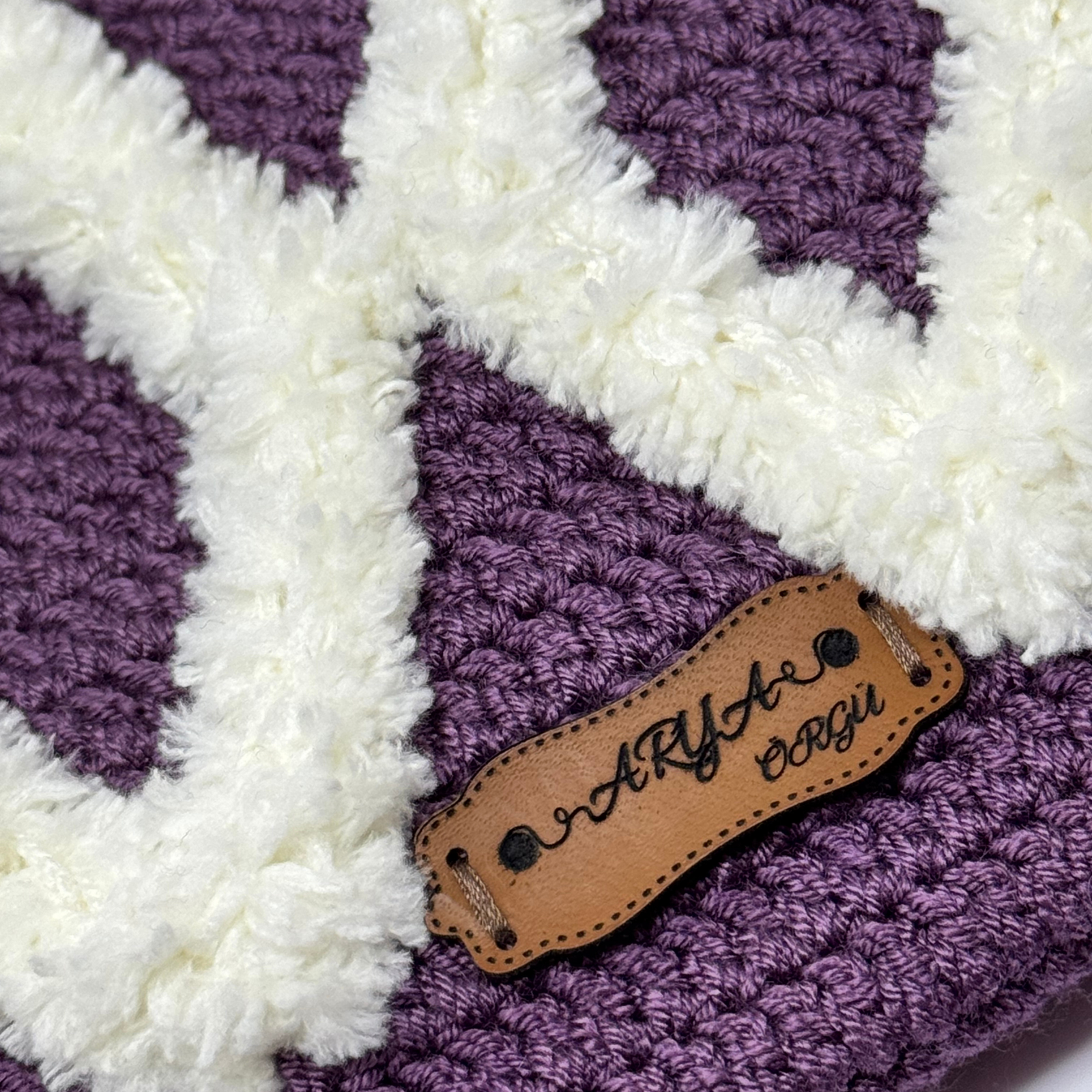 El Yapımı 3D Kabartmalı Dalga Desenli Örgü Portföy & Makyaj Çantası